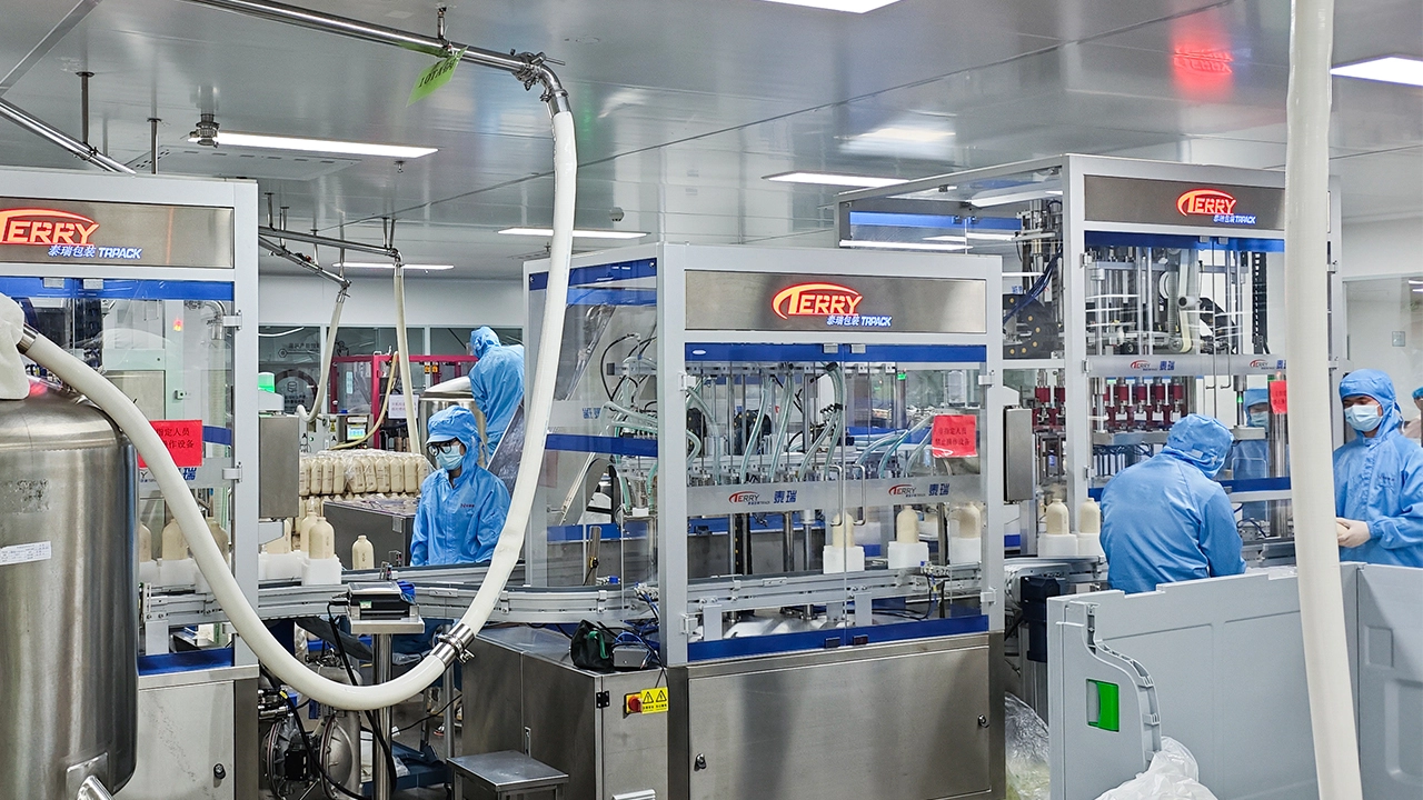 High-Viscosity Filling Machine, Automatic Cap Threading Machine, Automatic Capping Machine Project Site (1)